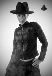 Dani Zenker lança o single “Ambição” e transforma vivências em manifesto sobre autonomia e conduta.