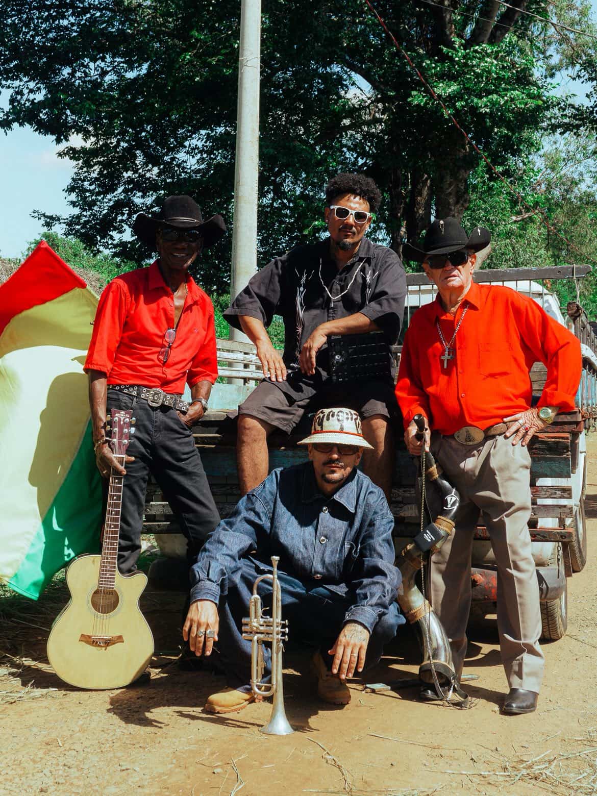 Matuto S.A lança videoclipe de “Noiz Leva No Laço” com participação da dupla Jorge e Antônio