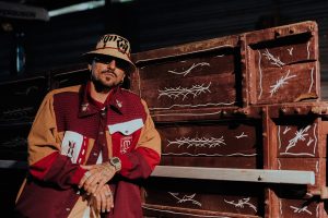 Matuto S.A. funde rap com viola caipira e lança o álbum Terra Vermelha: Do Interior Pro Interior